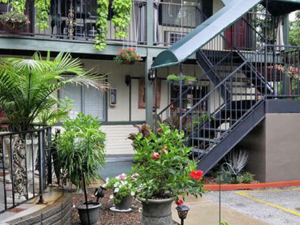 Tradewinds Lodging Eureka Springs Exterior foto